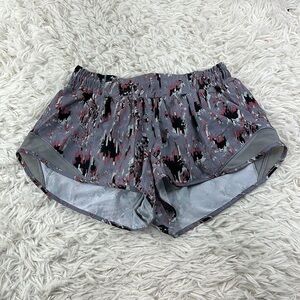 Lululemon Hotty Hot Short II *2.5" Floral Flux Multi / Raceway Grey